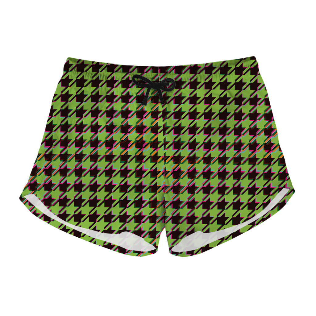 Trippy green Houndstooth Pattern Print Women's Shorts