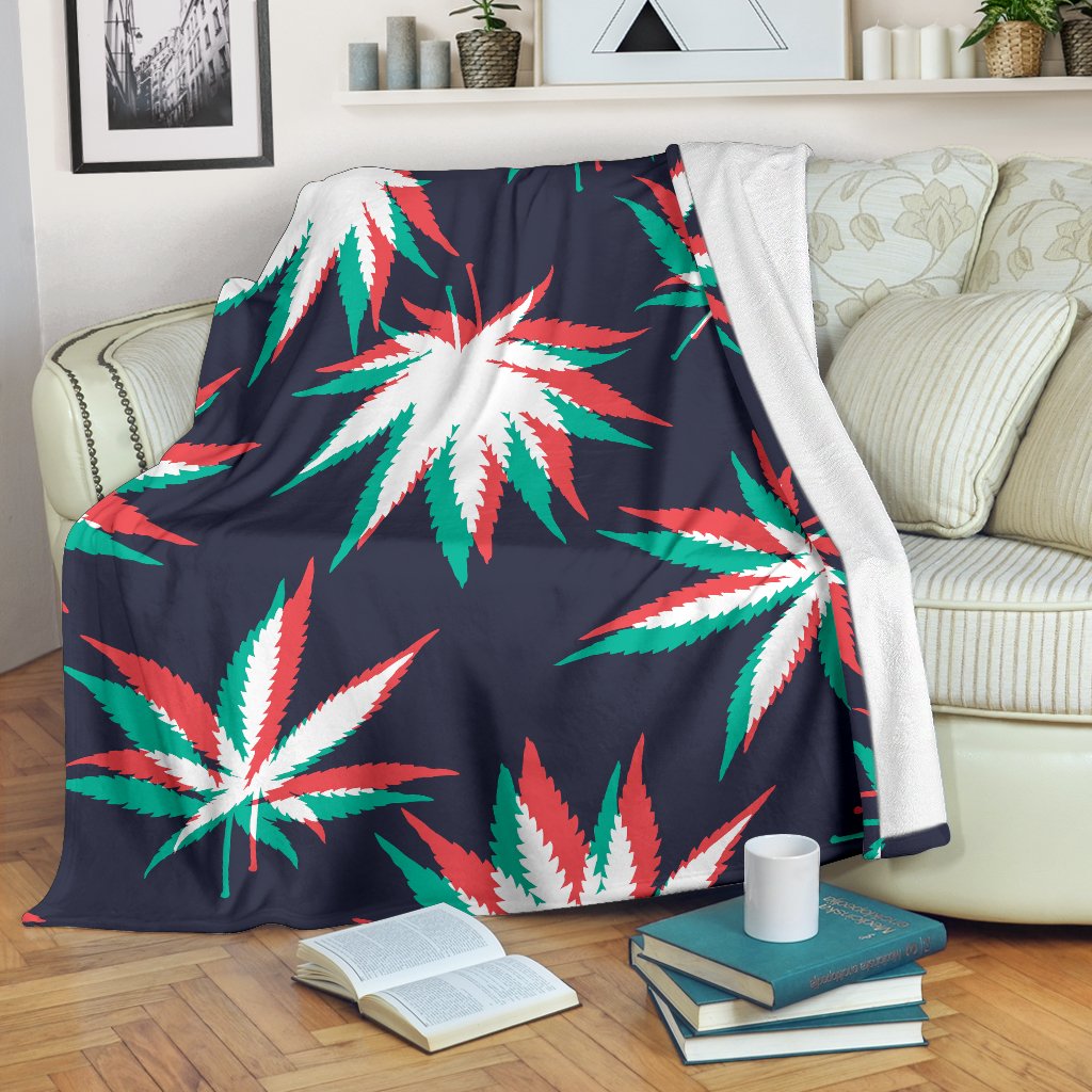 Trippy Hemp Leaves Reggae Pattern Print Blanket