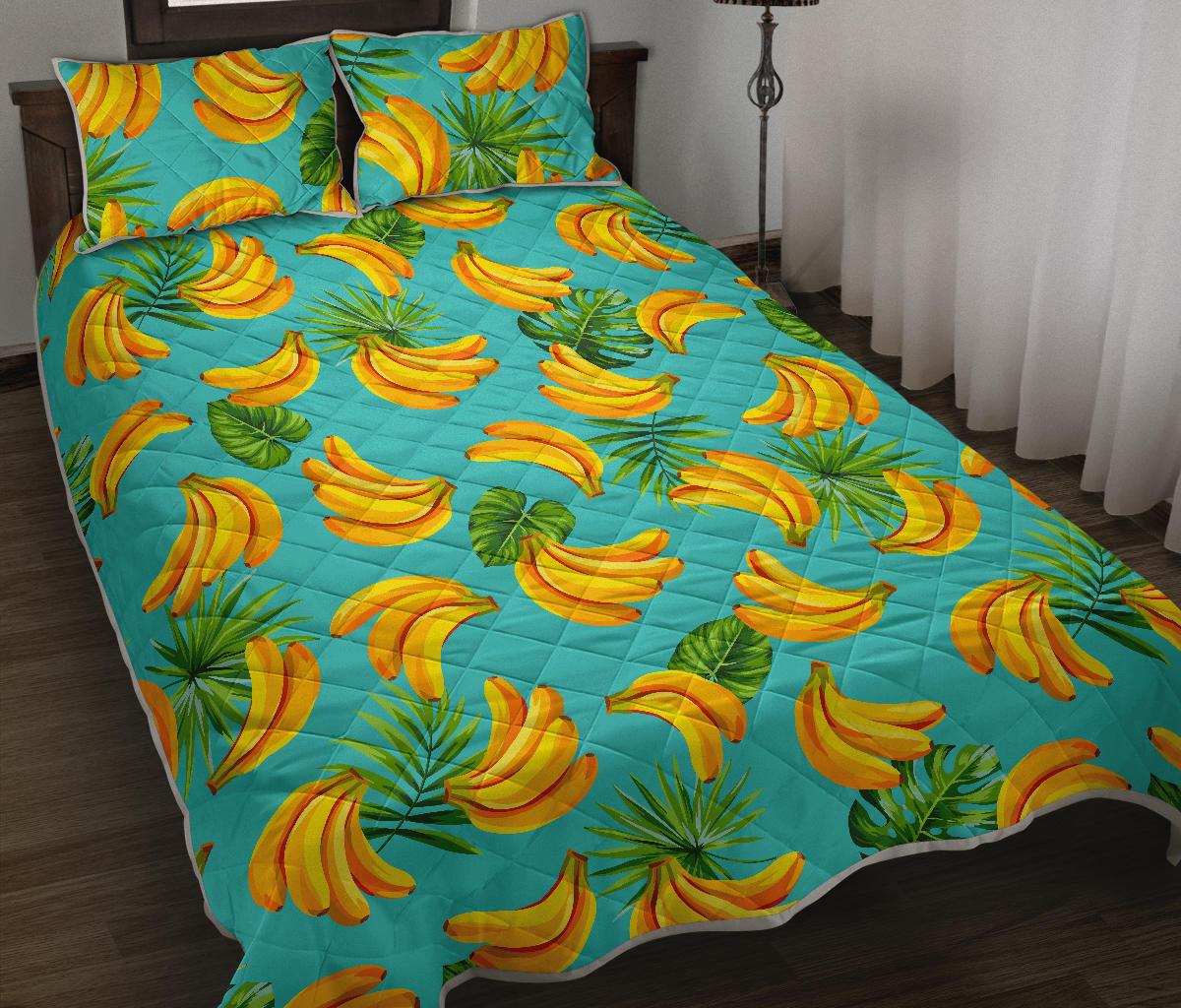 Tropical Banana Leaf Pattern Print Quilt Bed Set