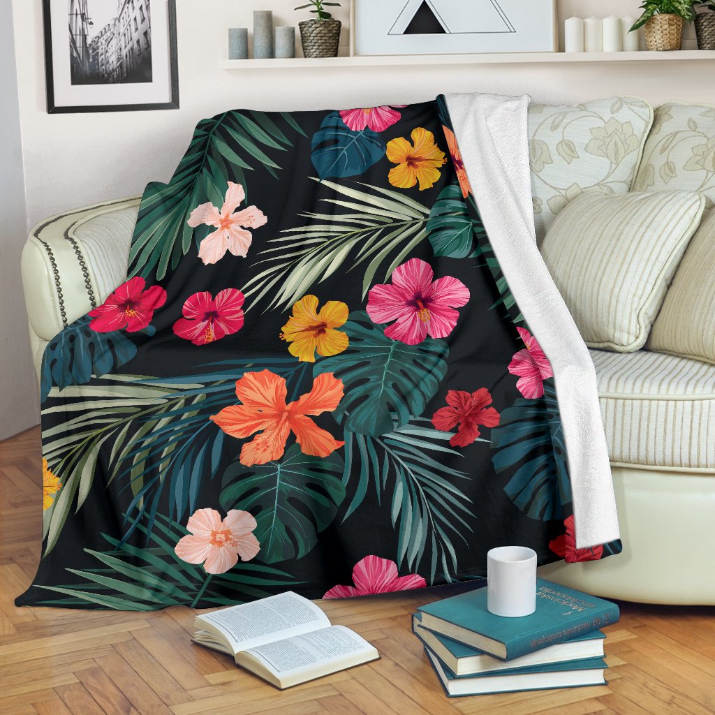 Tropical Flowers Hawaii Pattern Print Blanket