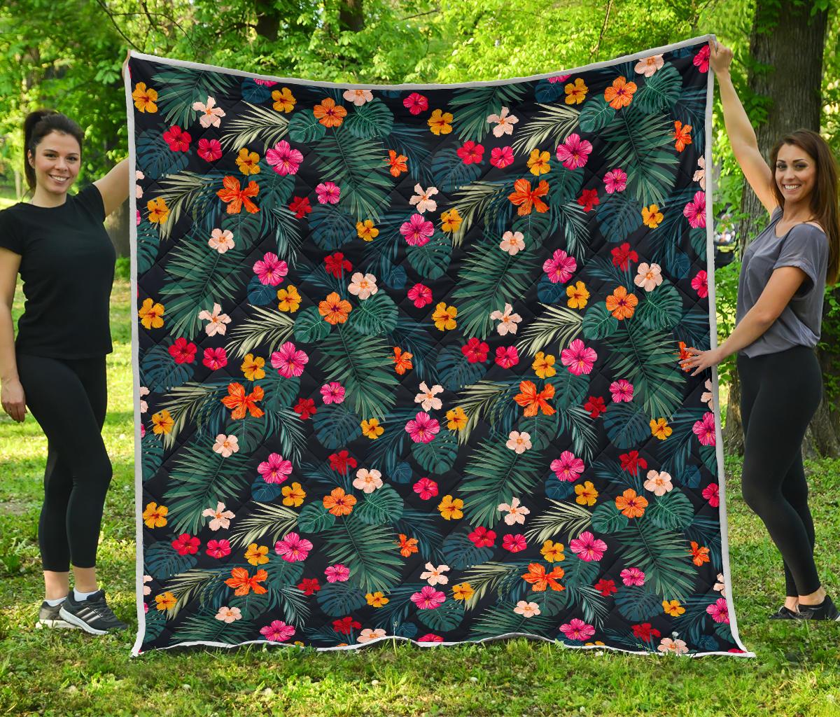 Tropical Flowers Hawaii Pattern Print Quilt