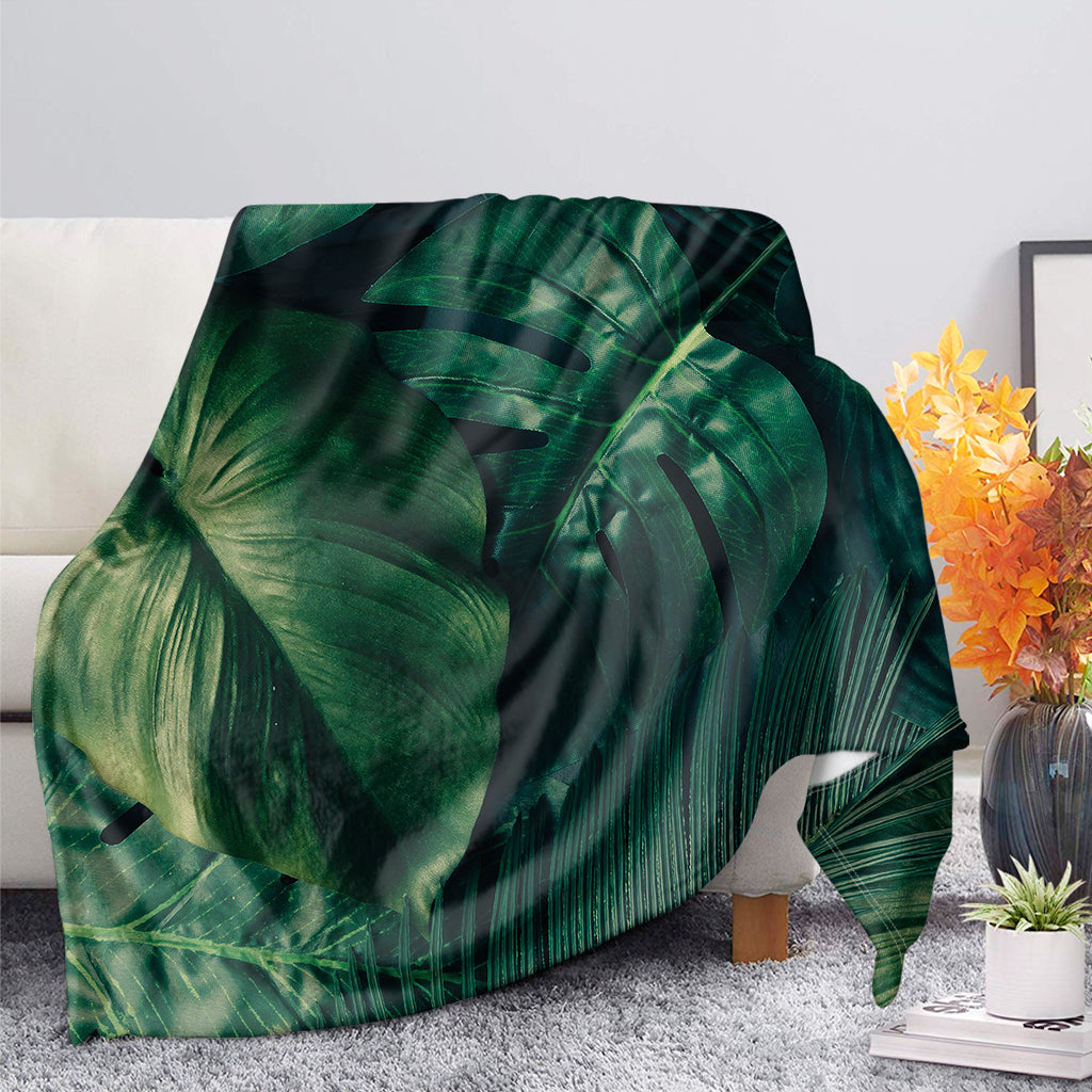 Tropical Green Leaves Print Blanket