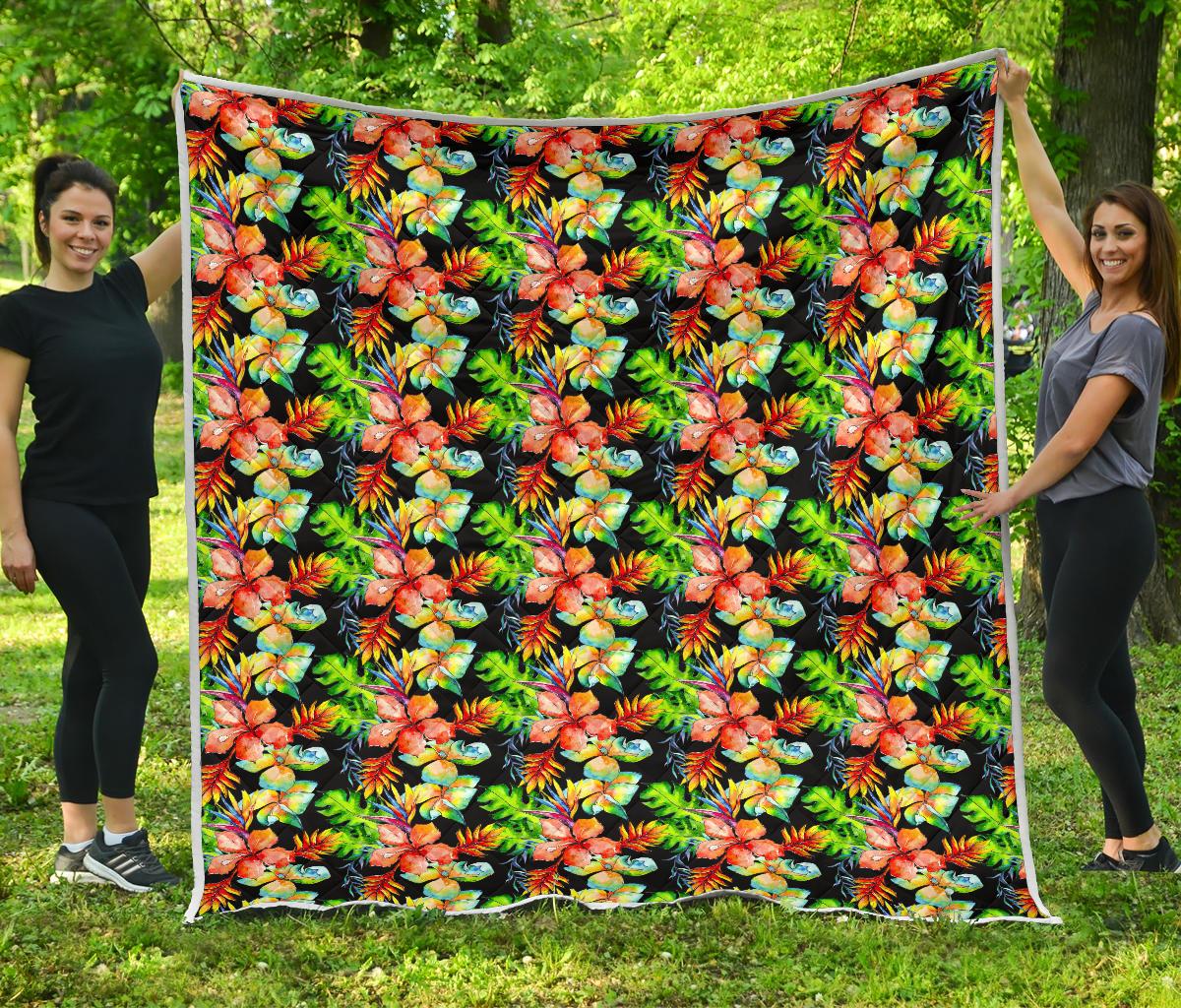 Tropical Hawaii Flowers Pattern Print Quilt