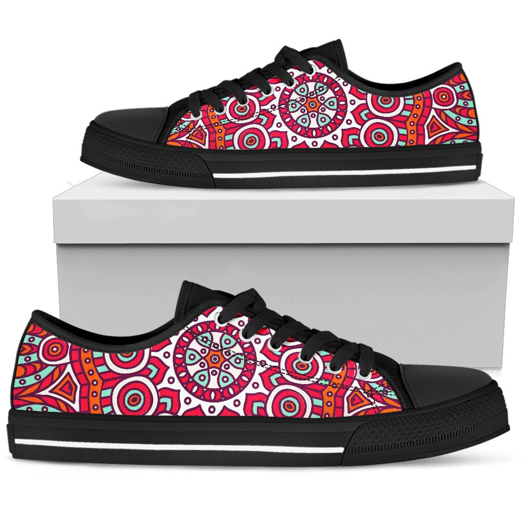 Vintage Indian Mandala Print Women's Low Top Shoes