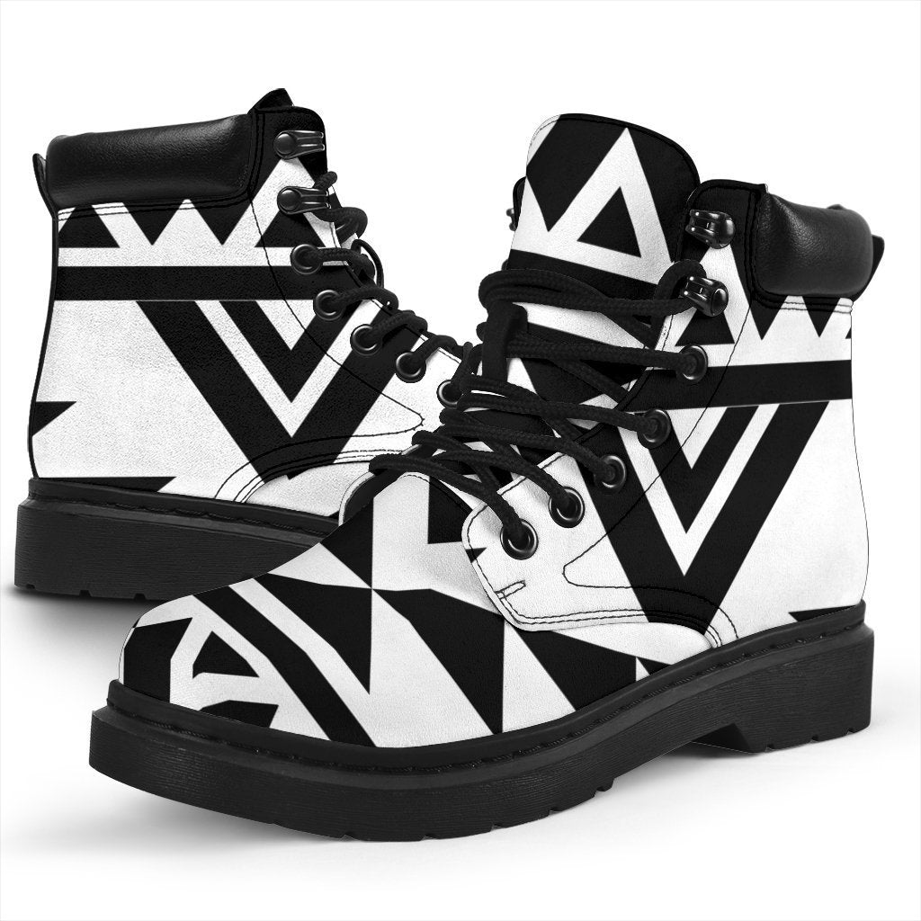 White And Black Aztec Pattern Print Classic Boots