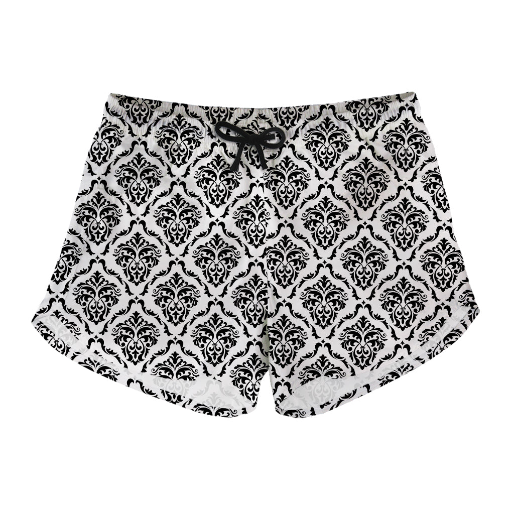 White And Black Damask Pattern Print Women's Shorts