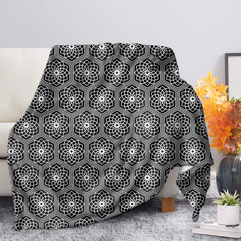 White And Black Lotus Pattern Print Blanket