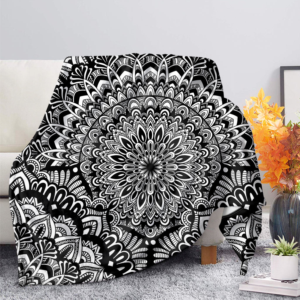 White And Black Mandala Print Blanket