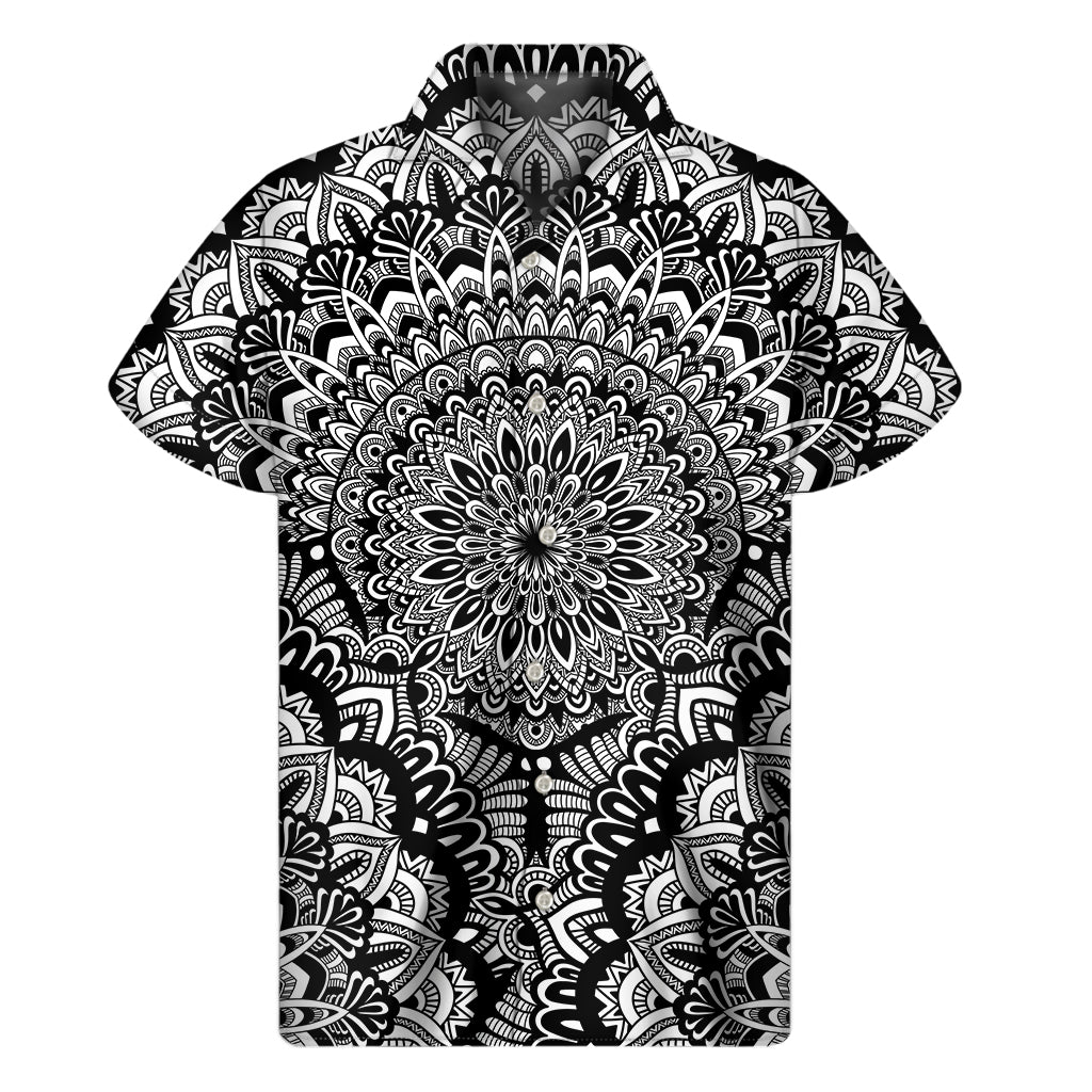 White And Black Mandala Print Men's Short Sleeve Shirt
