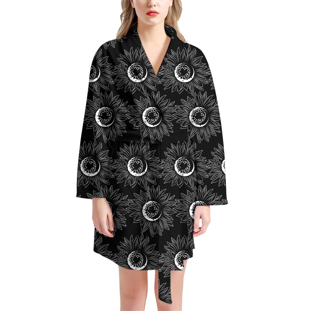 White And Black Sunflower Pattern Print Women's Bathrobe