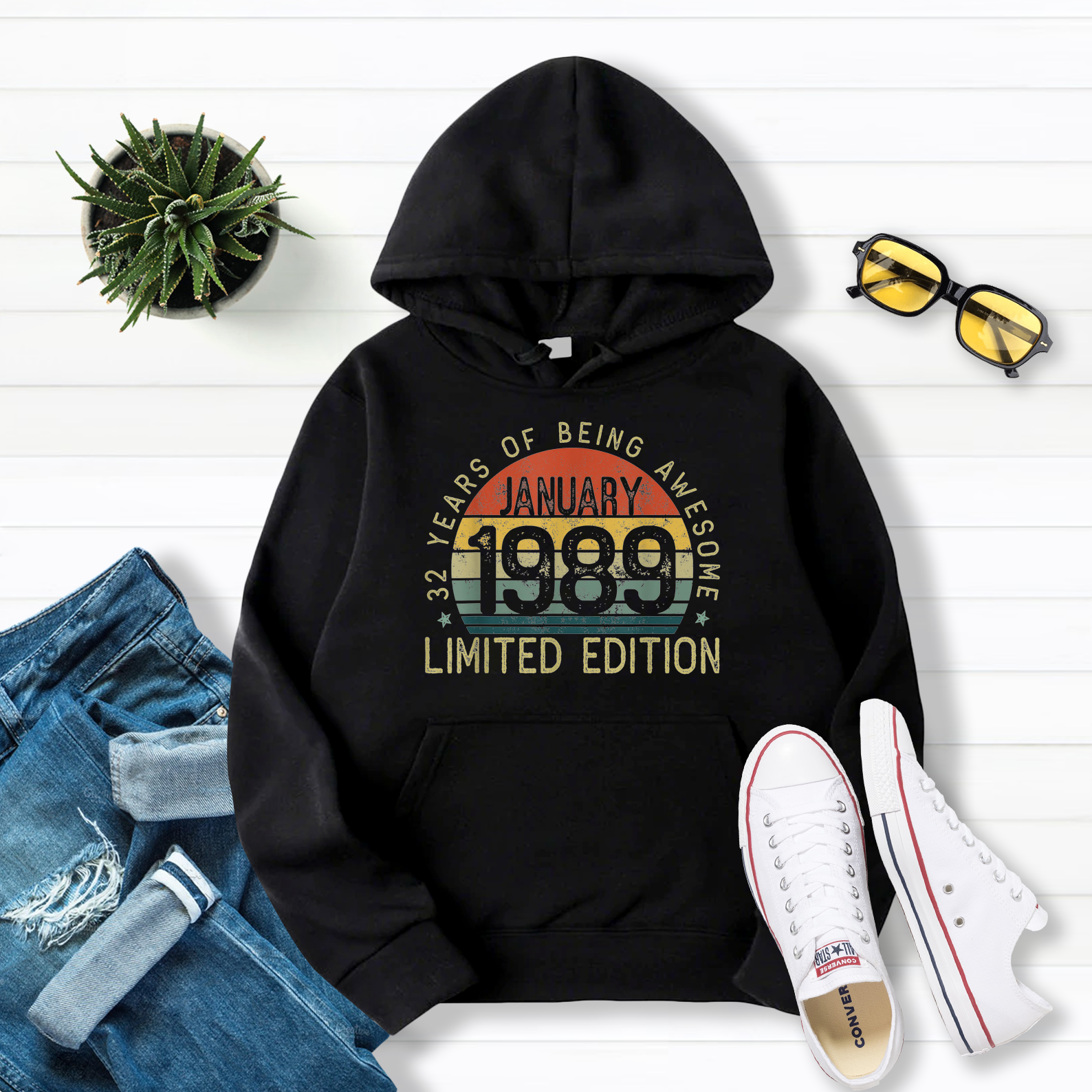32 Years Old Born In January 1989 Outfit 32nd Birthday Pullover Hoodie Black S-5XL