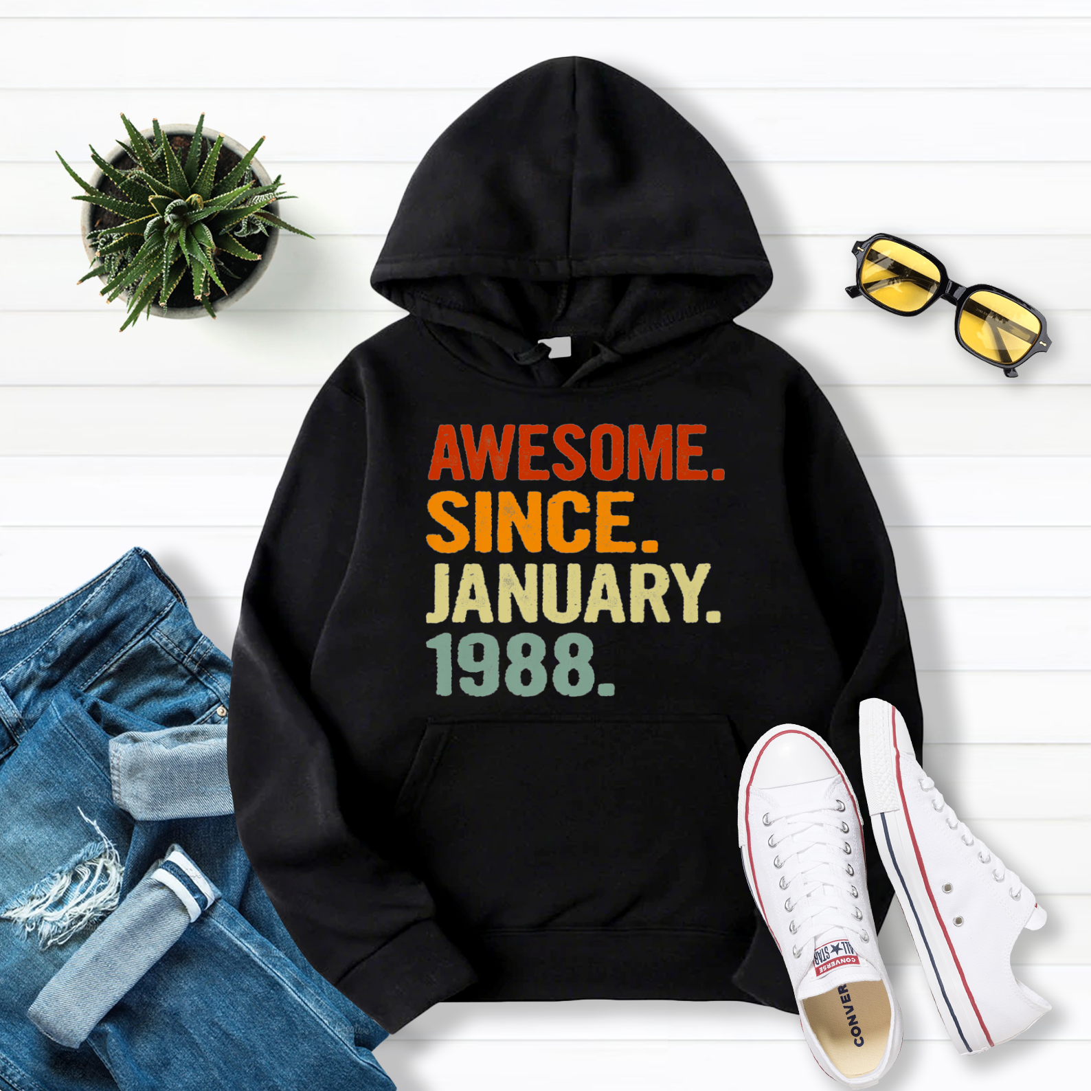 33 Years Old Retro Birthday Gift Awesome Since January 1988 Pullover Hoodie Black S-5XL