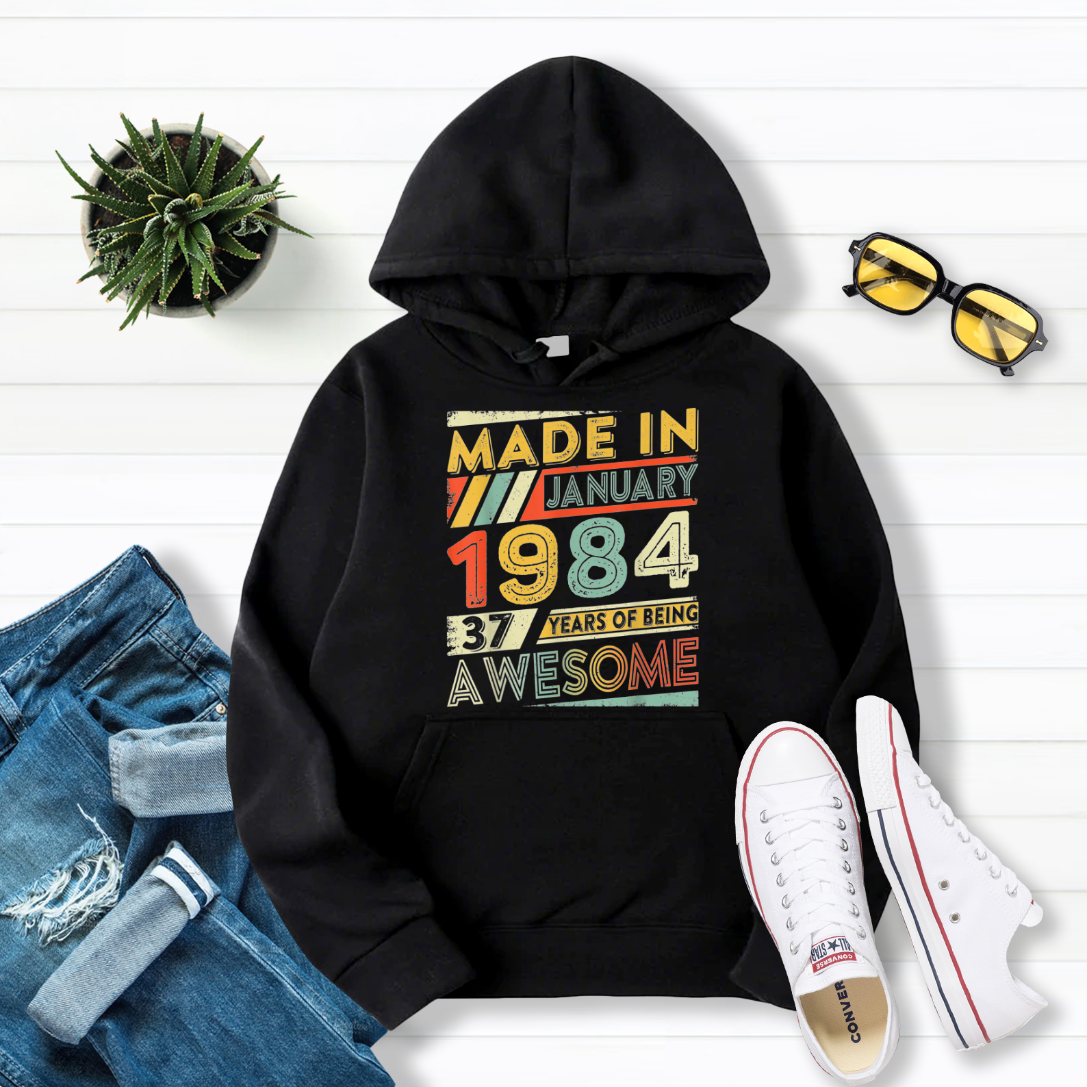 37th Birthday Gift Retro January 1984 37 Yrs Old 37th Bday Pullover Hoodie Black S-5XL