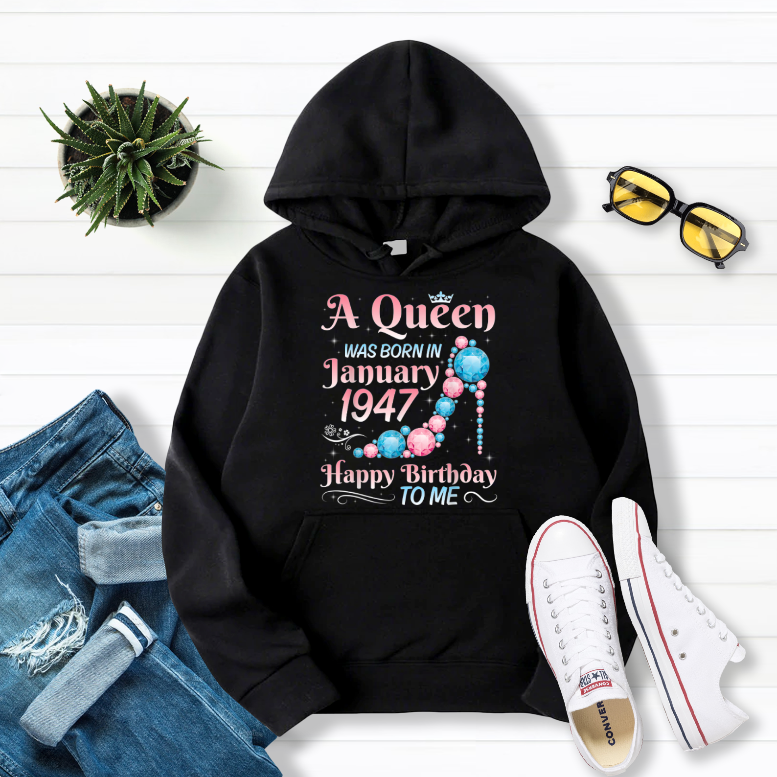 A Queen Was Born In January 1947 Happy Birthday 74 Years Old Pullover Hoodie Black S-5XL