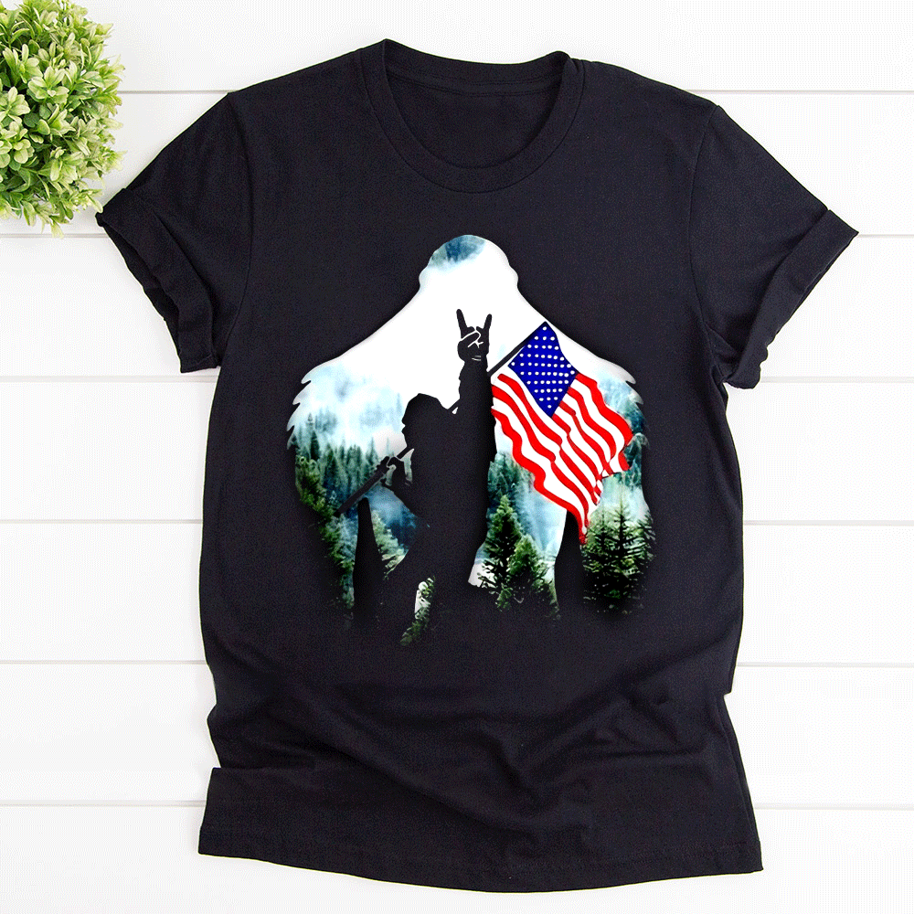 Bigfoot Into The Forest USA American Flag Cotton T Shirt Black Unisex S-6XL