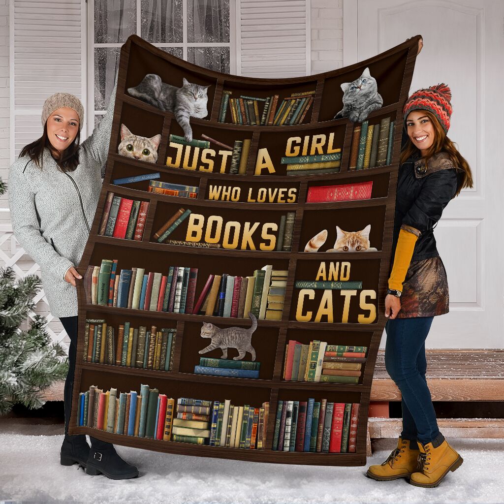 Book And Cat Who Love Fleece Blanket