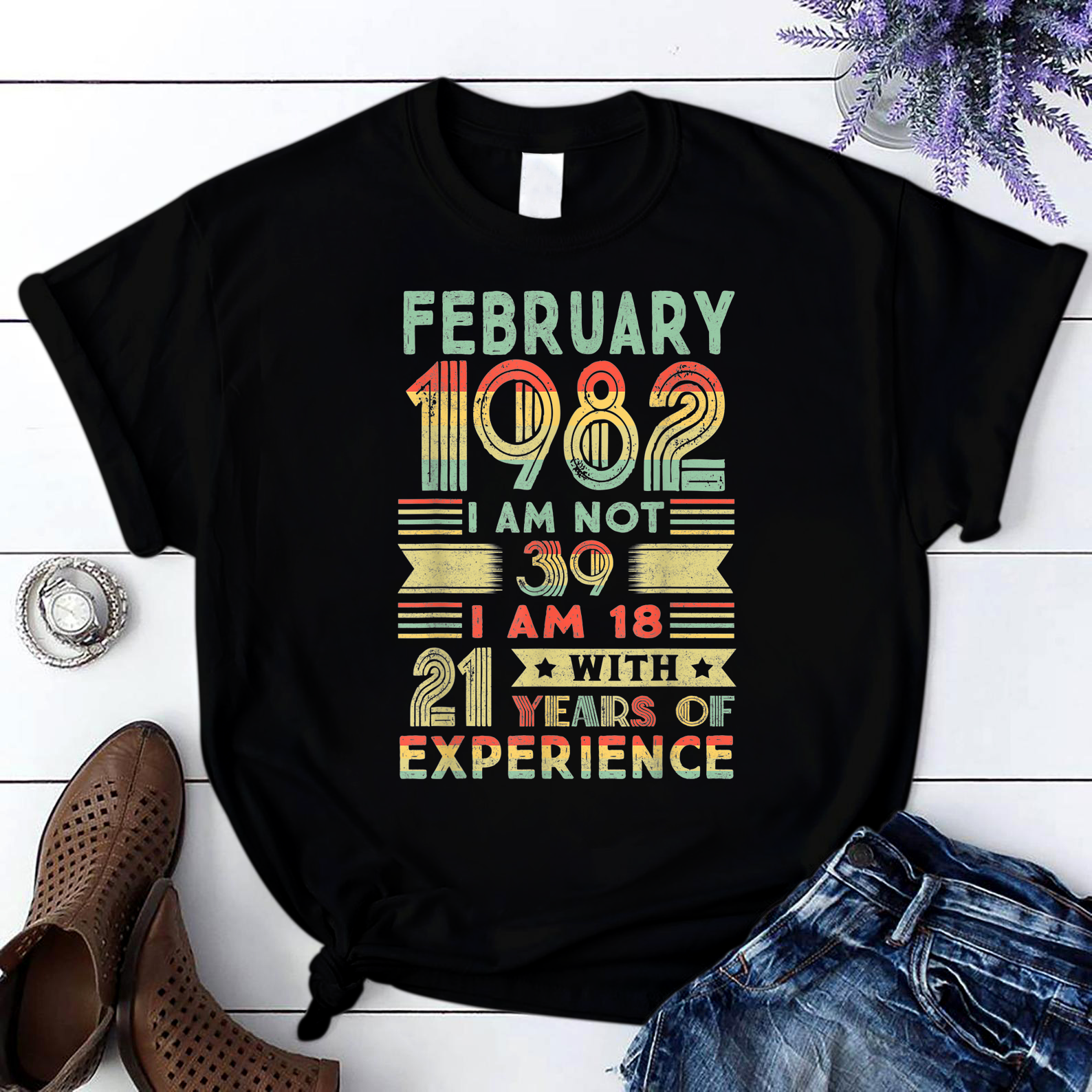 Born February 1982 39Th Birthday Gift 39 Year Old T Shirt Black Unisex S-6Xl