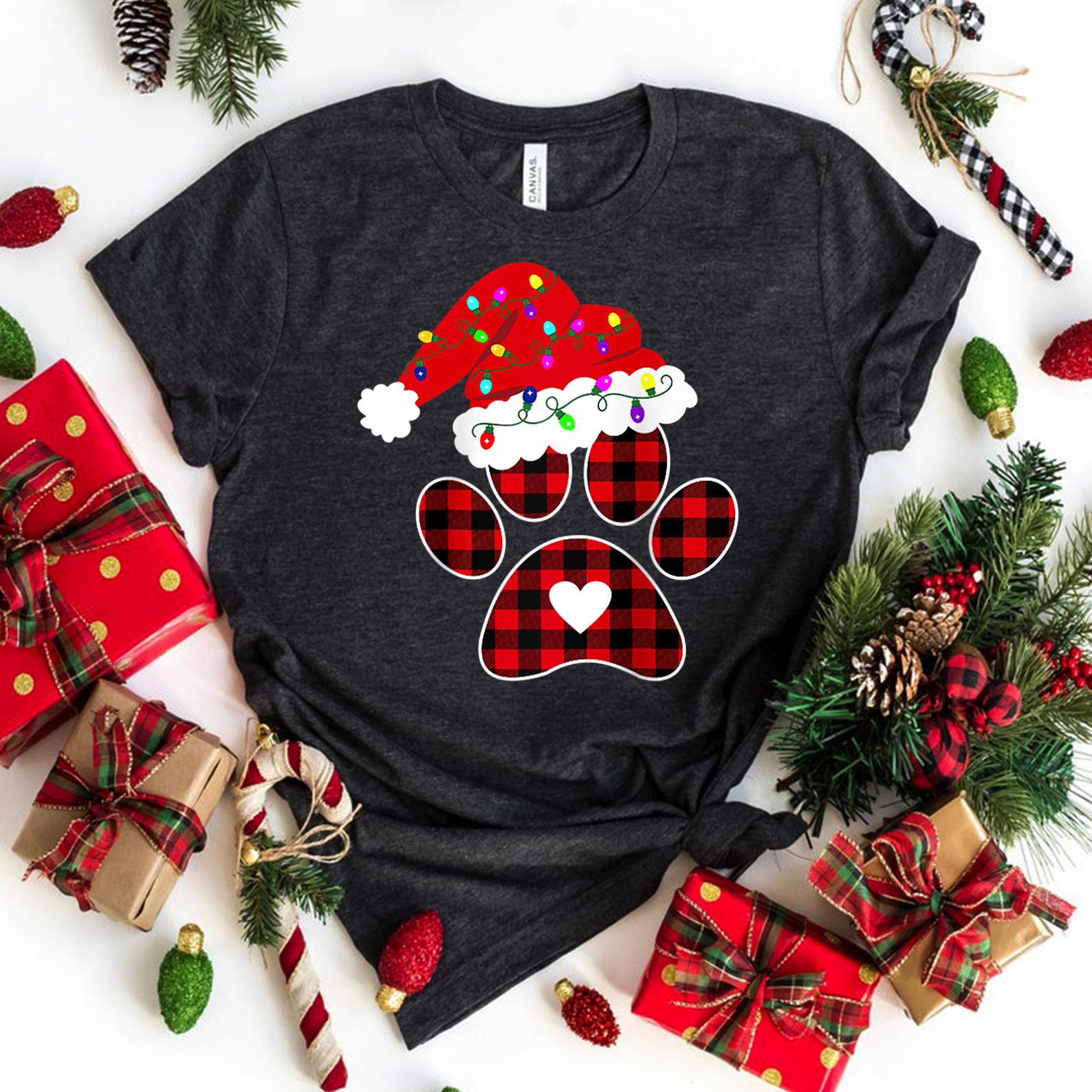 Buffalo Plaid Christmas Paw Dog with Santa hat Lights T Shirt Grey Unisex S-6Xl