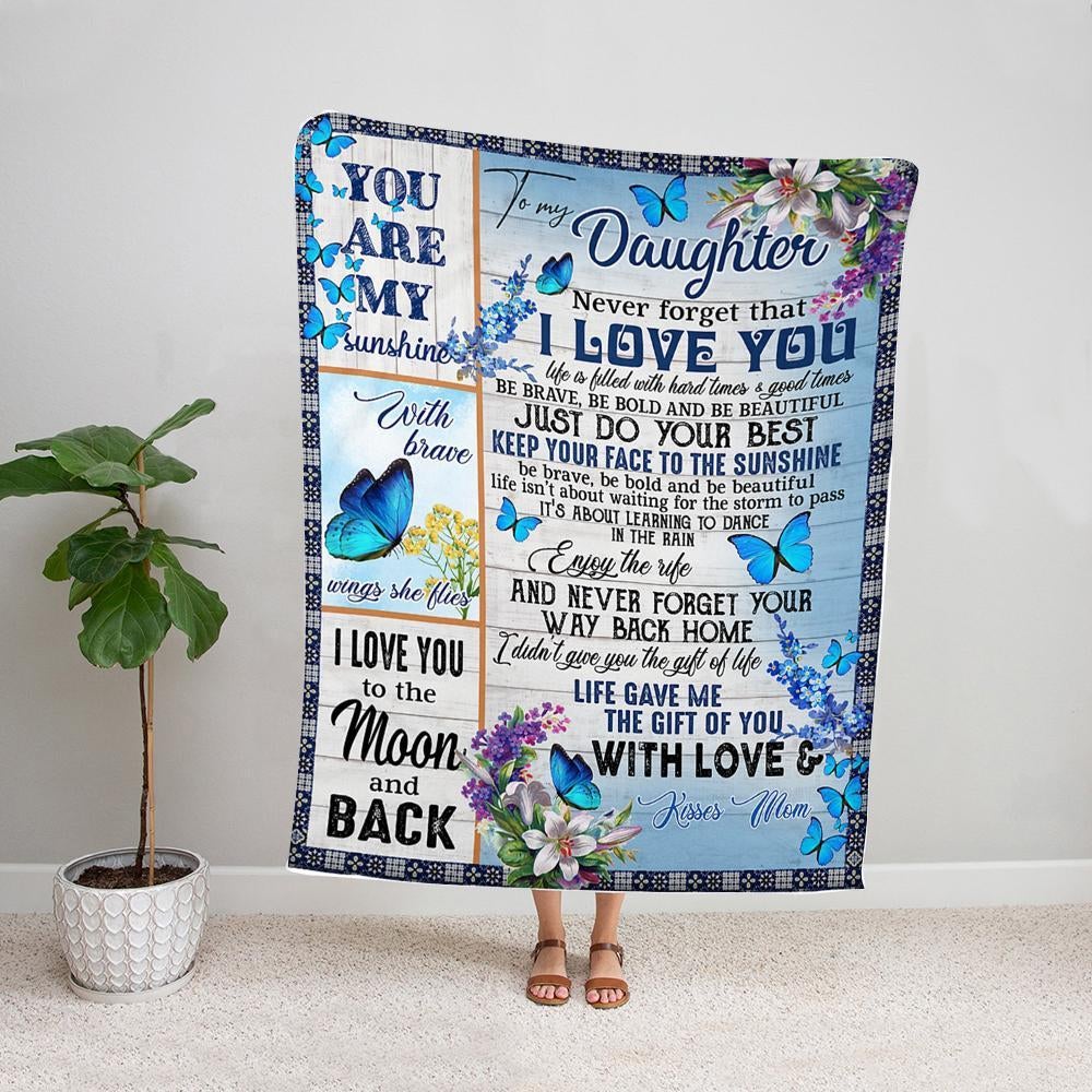 Butterfly mom to my daughter i love you to the moon and back with brave wings she flies Fleece Blanket