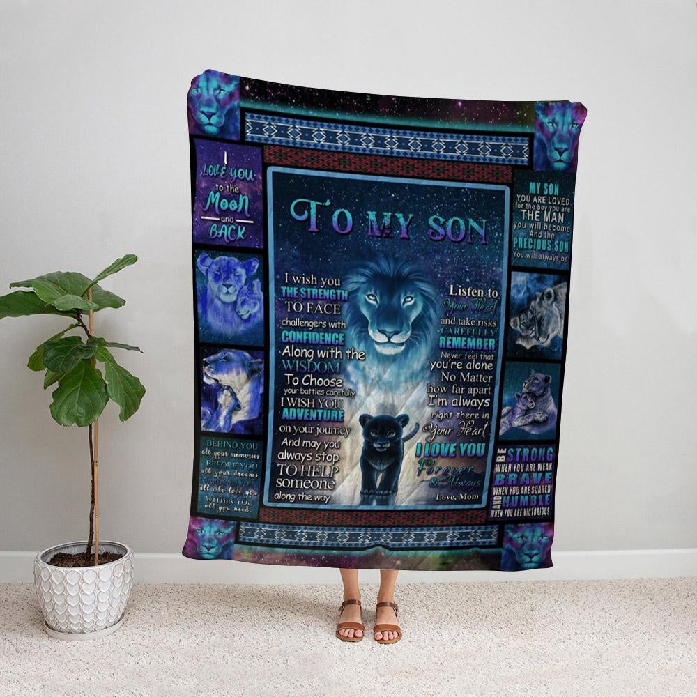 Lion mom to my son I love you to the moon and back family love Fleece Blanket